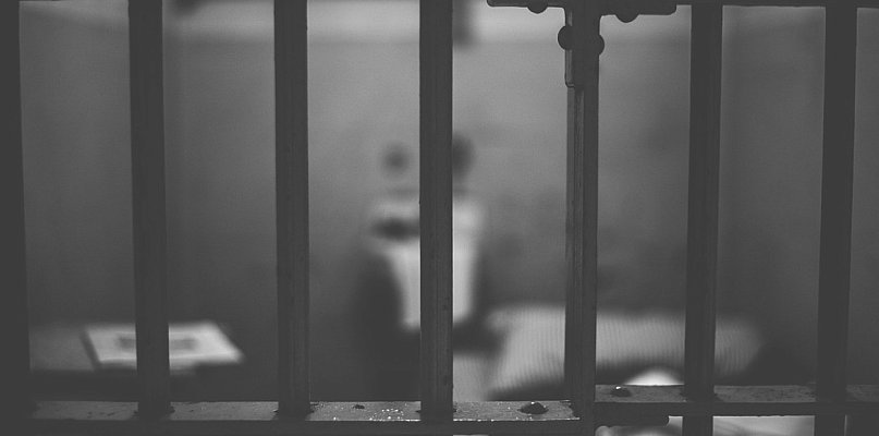 Rok i dwa miesiące więzienia dla księdza za defraudację pieniędzy - 88537