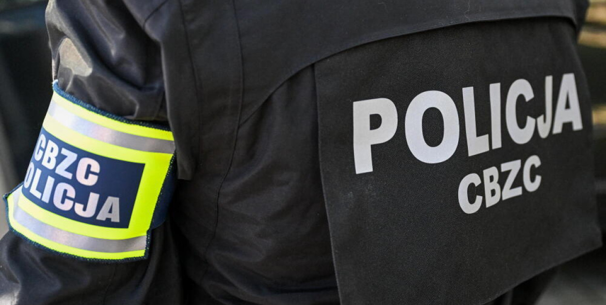Policjanci uderzyli w pedofilów: zatrzymali sto osób