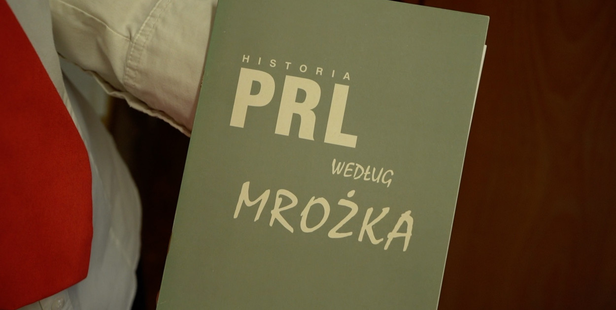 "Historia PRL według Mrożka"