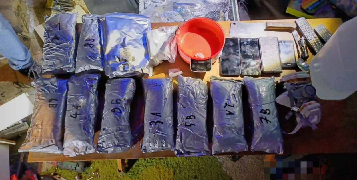 Produkowali narkotyki warte kilkaset tysięcy złotych