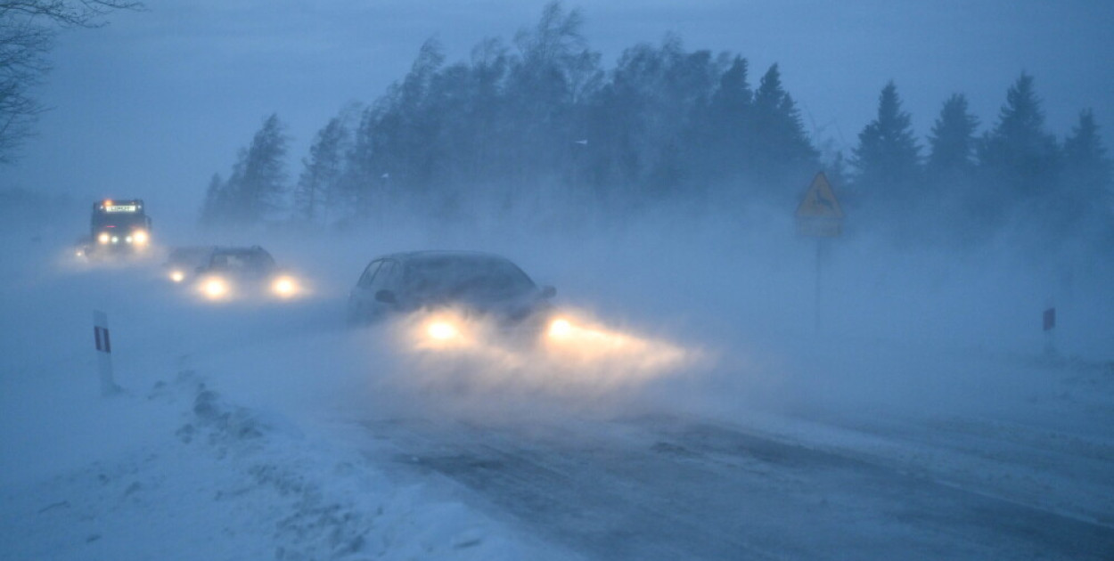 W nocy w całym kraju spadnie śnieg; IMGW ostrzega przed zamieciami