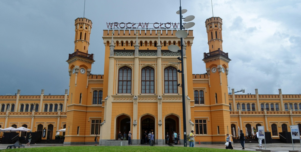 PKP Intercity: utrudnienia w kursowaniu pociągów