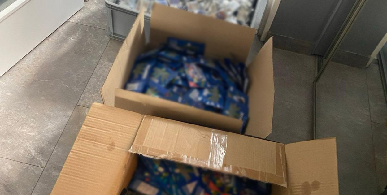 Grupa rozbita, sprzedawała narkotykowe batoniki i ciastka