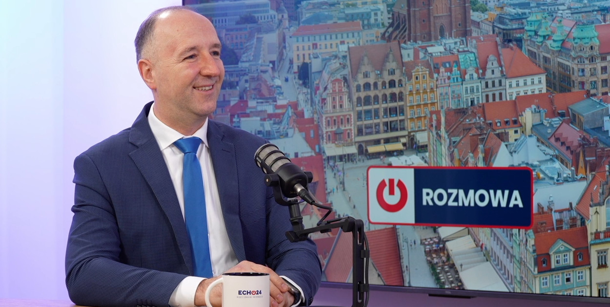 "Ja chcę łączyć, nie dzielić". GRABAREK? "MAMY DEMOKRACJĘ"