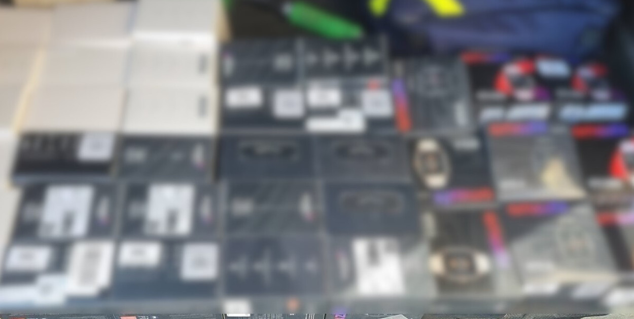 Ukradli ponad 2 tysiące zegarków