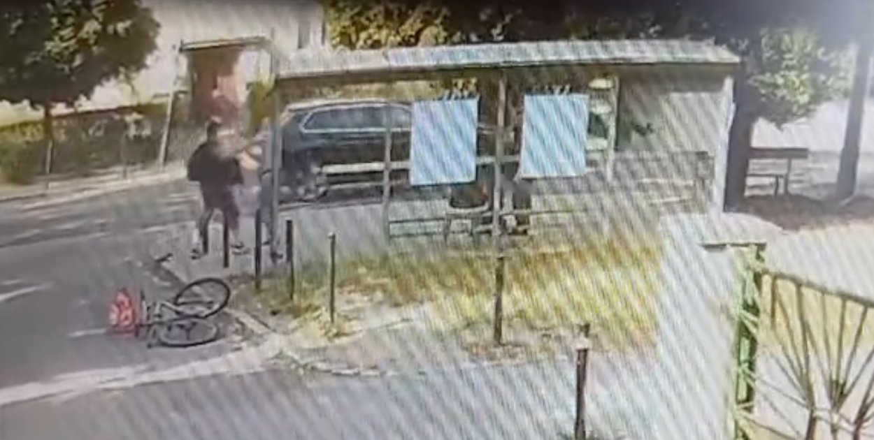 Zsiadł z roweru i pobił dwie osoby