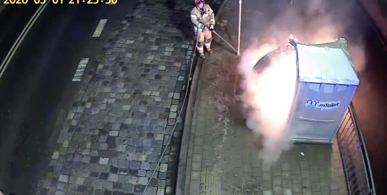 Nastolatkowie, którzy podpalali toalety, zatrzymani