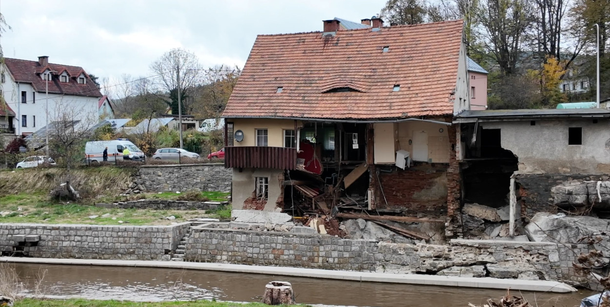 Wody Polskie wykupią kolejnych nieruchomości zniszczonych przez powódź