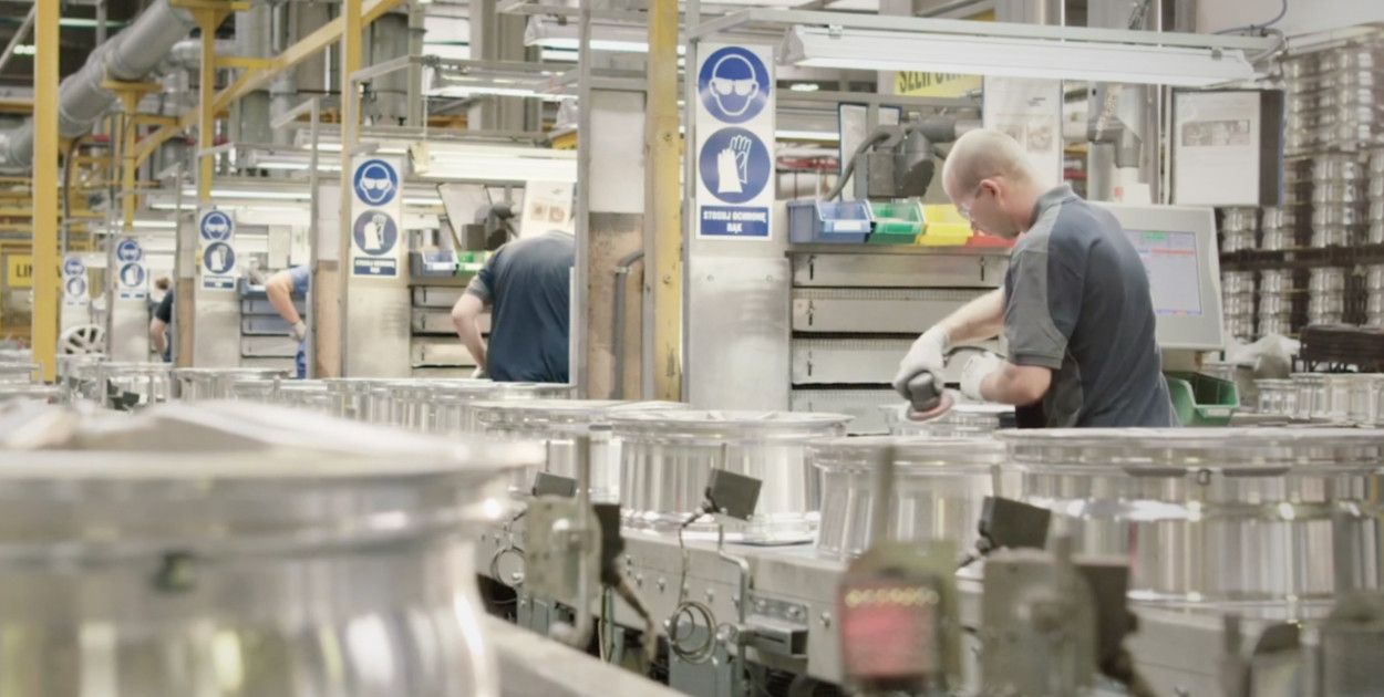 Nie wysyłaj CV w ciemno, spotkaj pracodawcę osobiście