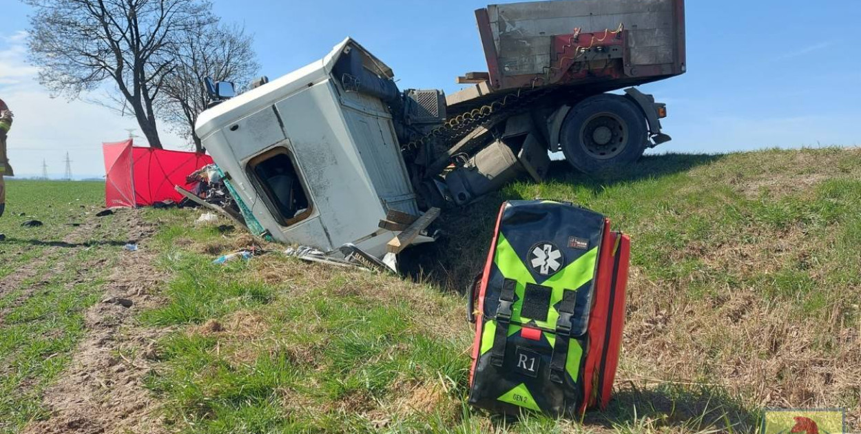 Dwie osoby zginęły w wypadku na DK35