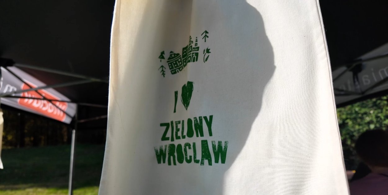 Drzewo dla waszego dziecka - trwają zapisy