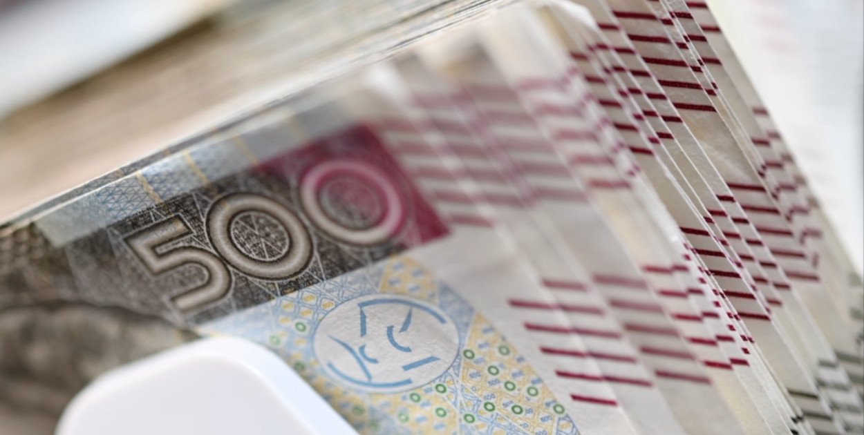 PIE: 25 proc. firm planuje w tym roku dać pracownikom podwyżki